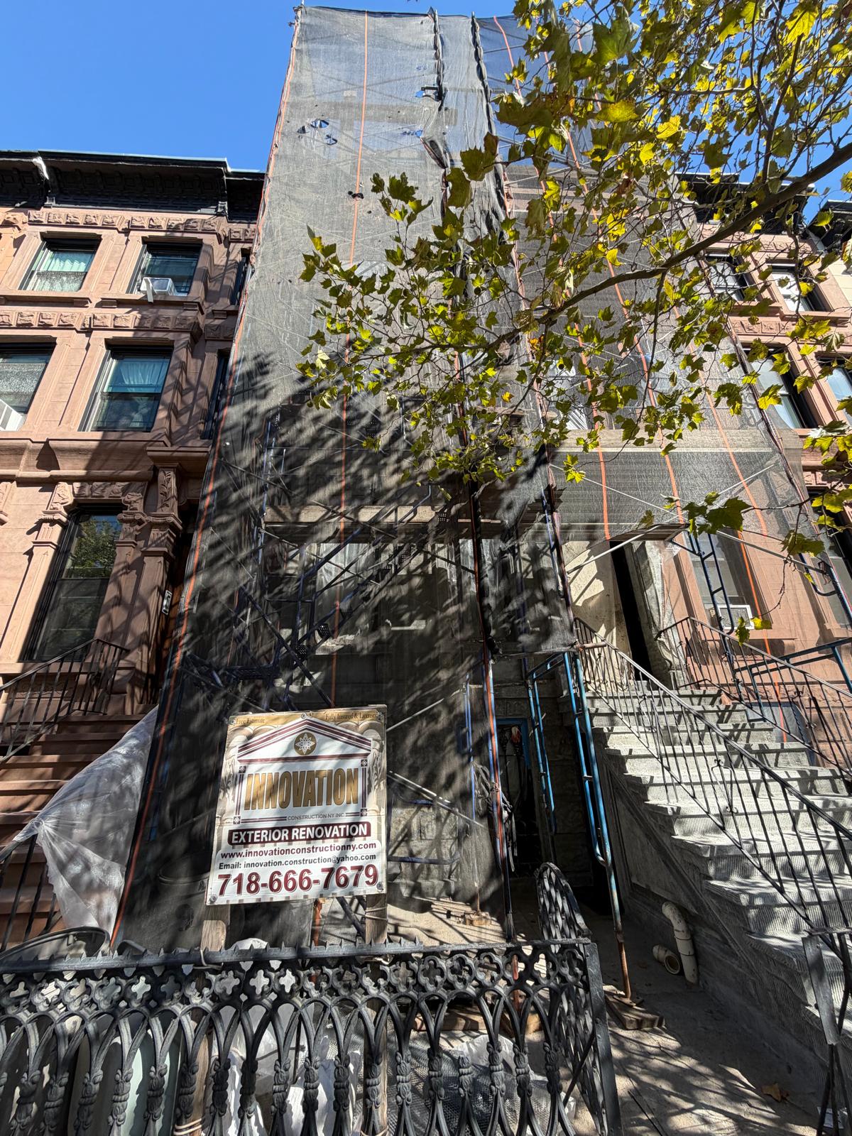 brownstone contractor, brownstone restoration, brickwork, waterproofing, roofing,